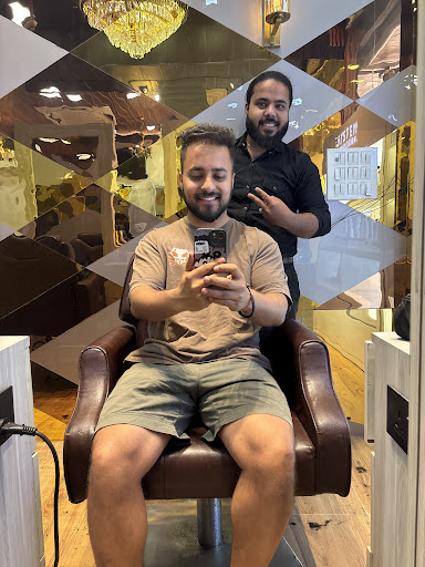 New look, big grin