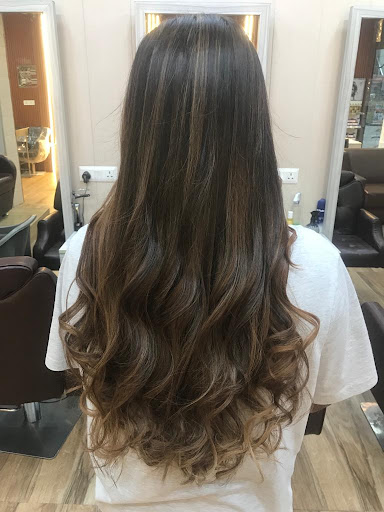 Soft brunette balayage